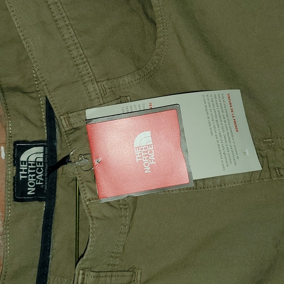 Mens cargo shorts - Picture 2 of 5